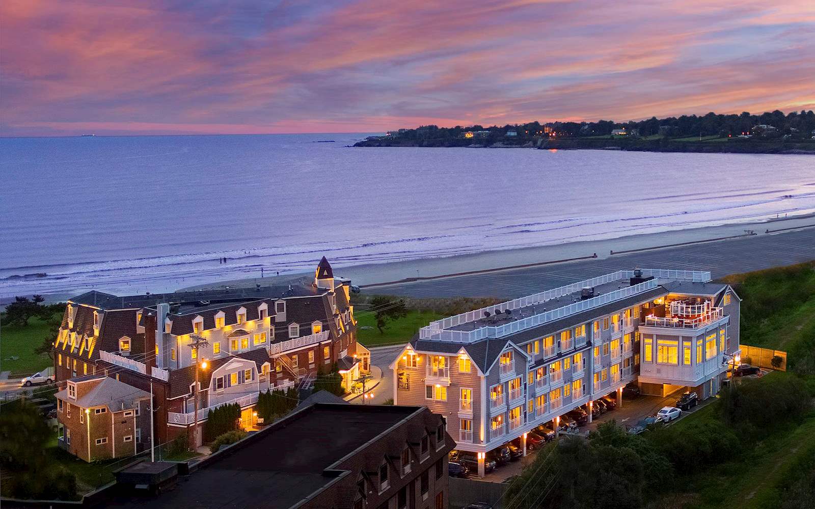 Newport Beach Hotel & Suites in Middletown, United States